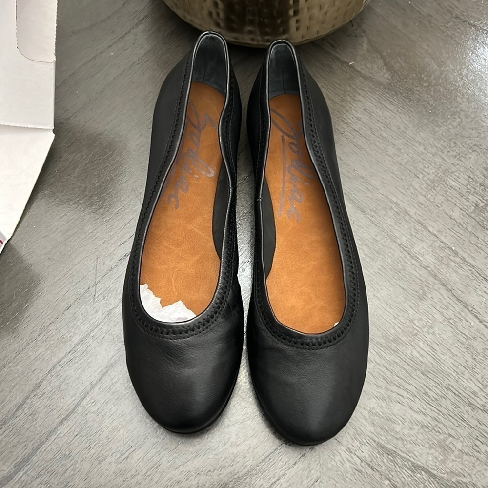 ZODIAC Women's Sonia Ballet Flats - Picture 5 of 12